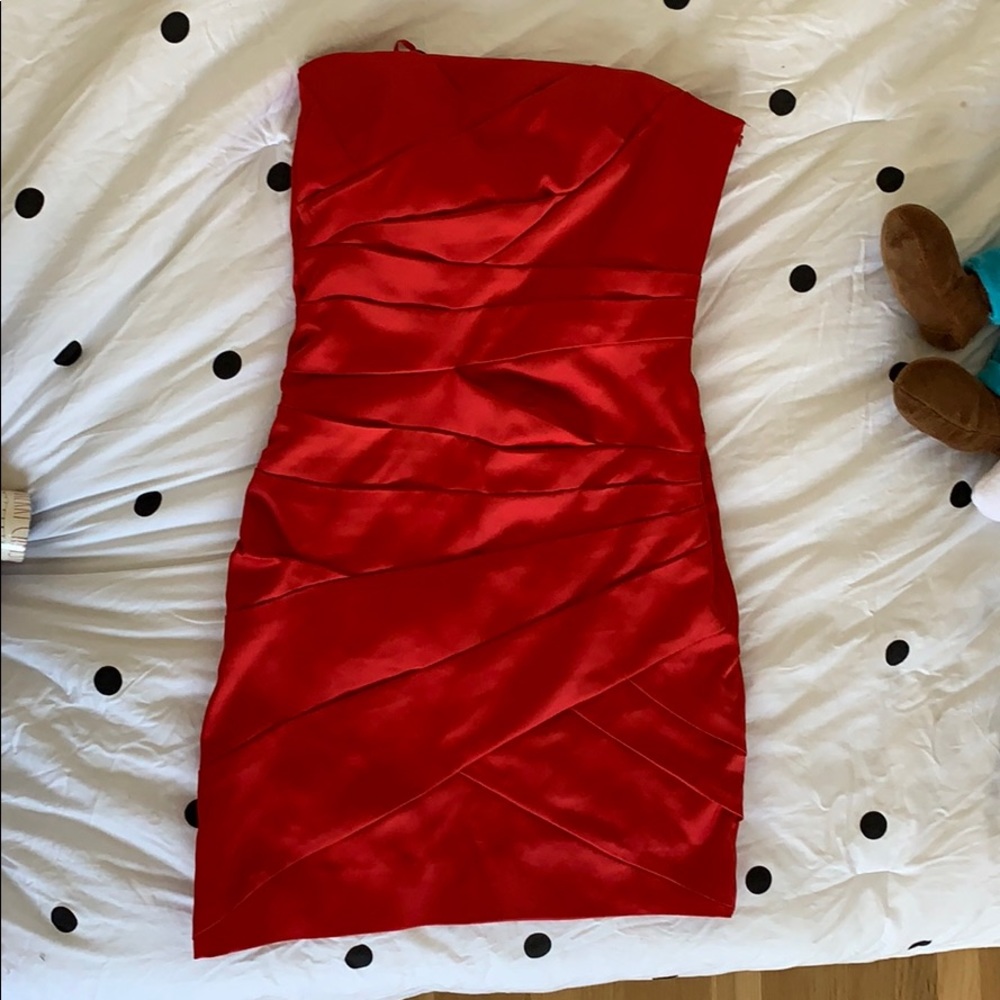 RED VINCE CAMUTO DRESS!